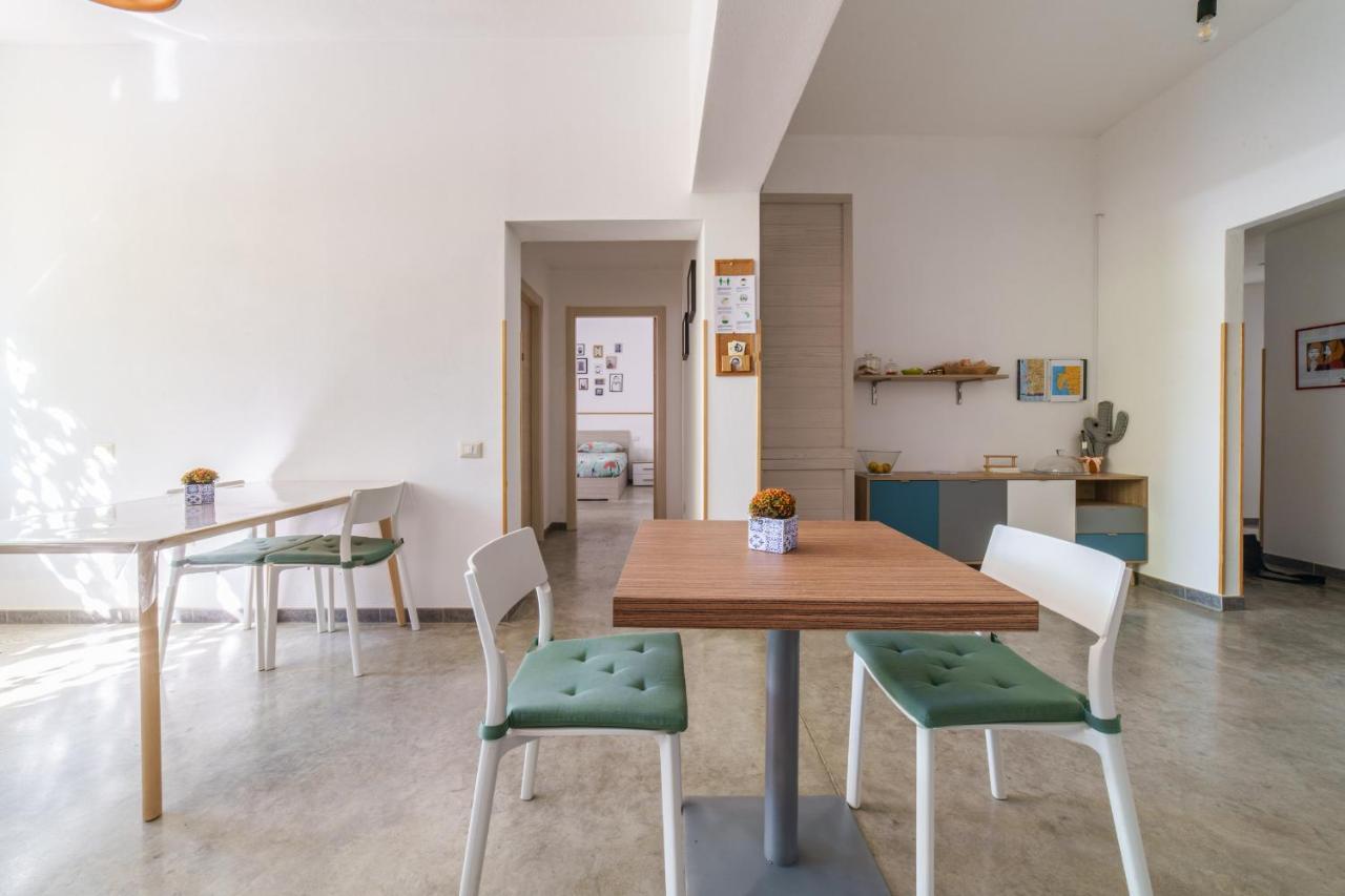 40° Parallelo Guest House Riola Sardo Eksteriør bilde