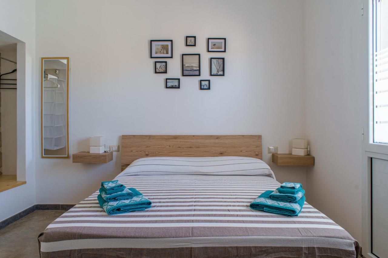 40° Parallelo Guest House Riola Sardo Eksteriør bilde