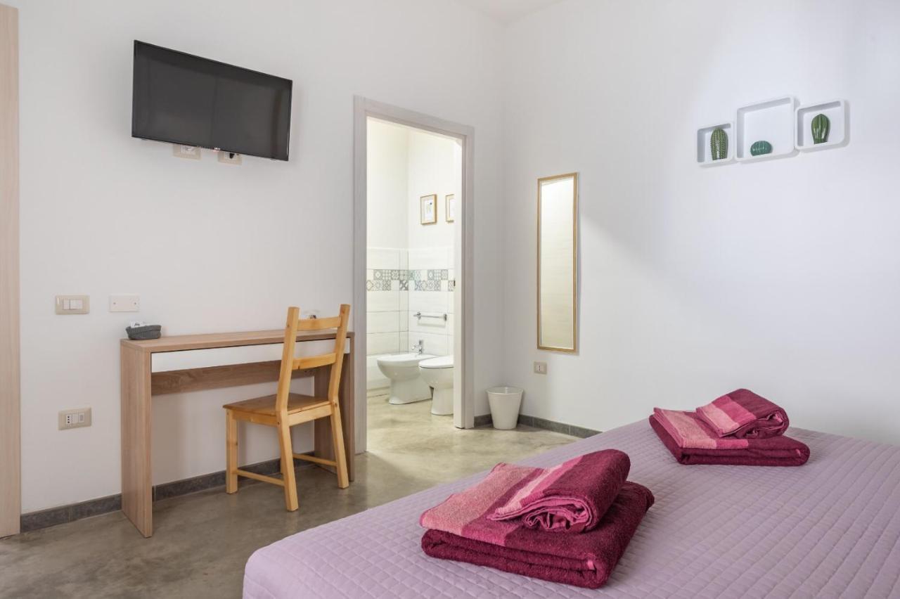 40° Parallelo Guest House Riola Sardo Eksteriør bilde